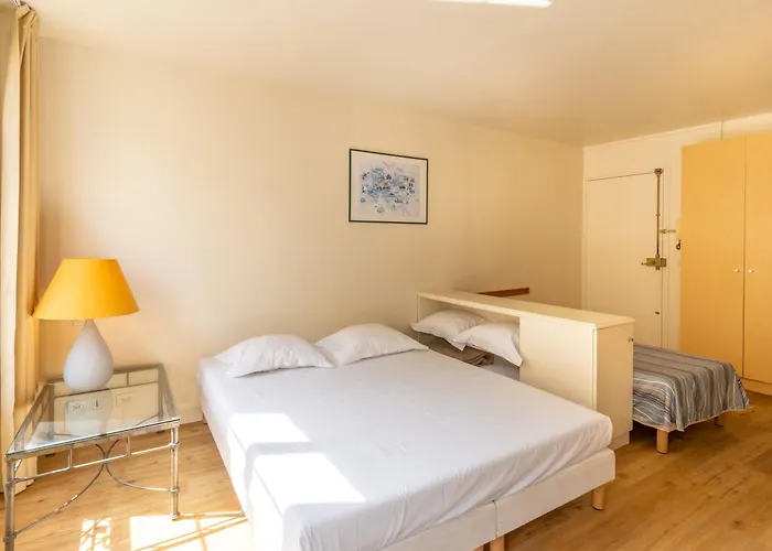 Hotel Capfun Le Saint Germain, Paris